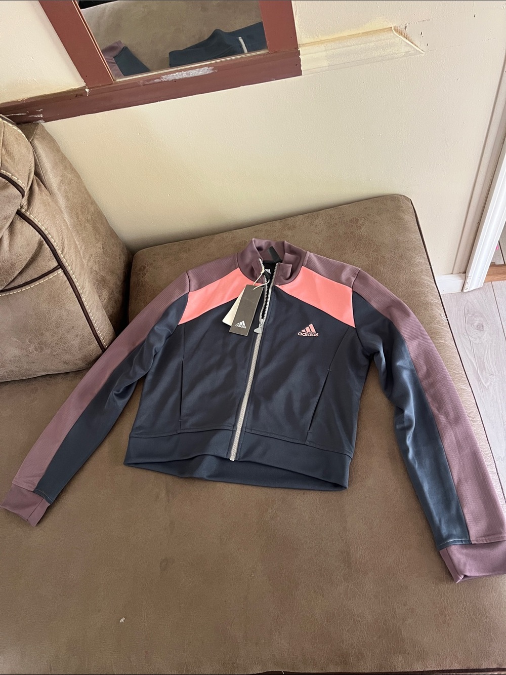 Adidas Navy Blue Pink Cropped Track Jacket New With Tags Size Medium - Picture 3 of 6